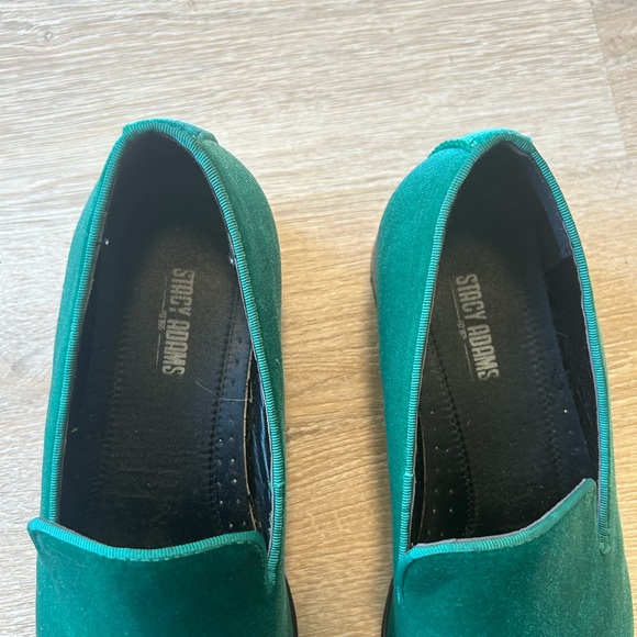 Stacy Adams Men's Green Velvet Loafers - Picture 4 of 6